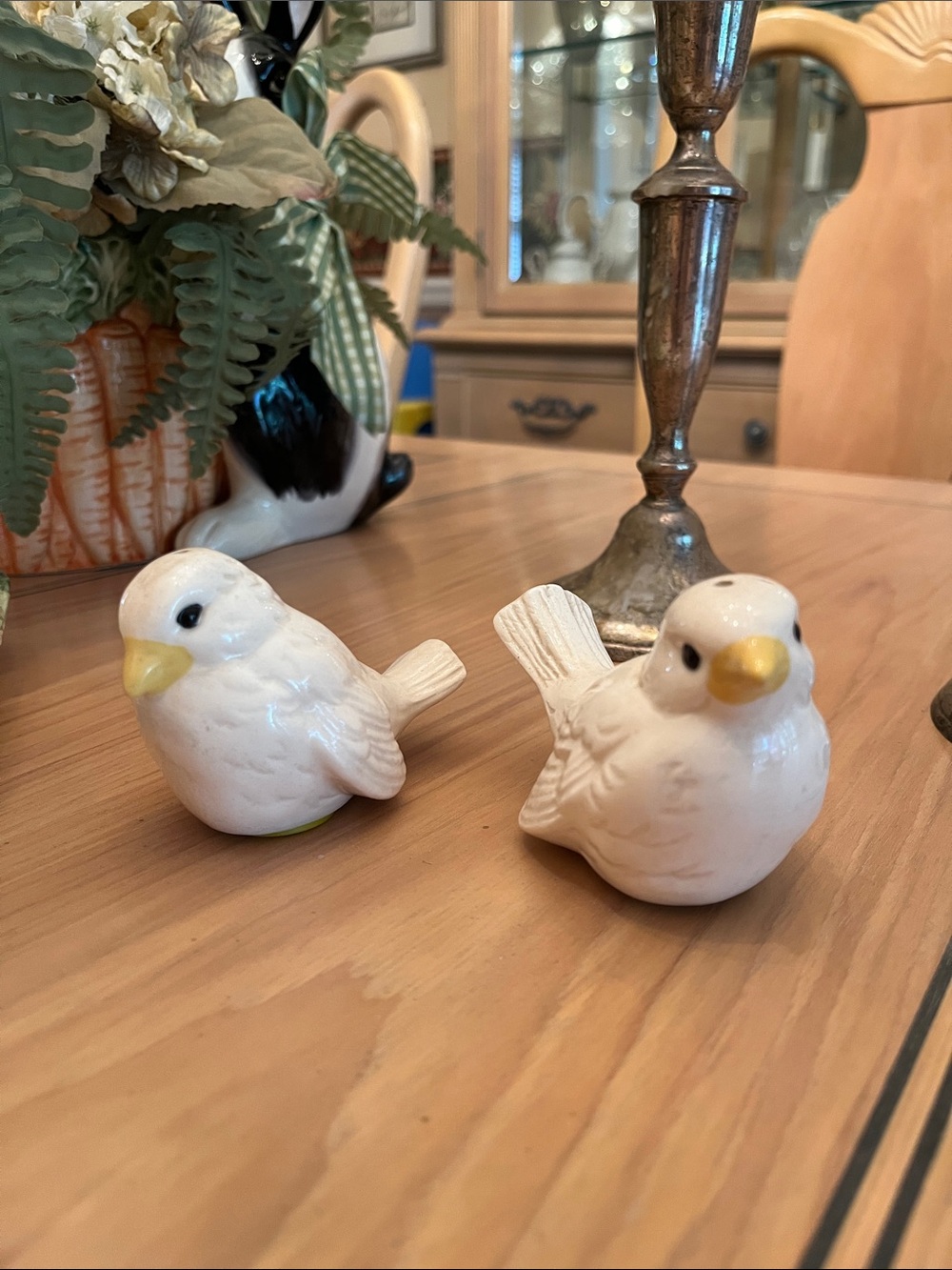 Vintage Ceramic White Birds; salt&pepper